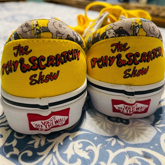 Itchy & Scratchy Simpsons Vans size 7 women's /size 5.5 mens - Picture 6 of 6